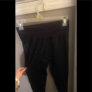 Fabletics leggings—- new with out tags